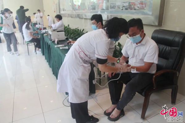 普洱工會送健康進基層 中醫養生知識講座與保健服務廣受歡迎